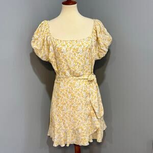 Yellow white cottagecore puff-sleeve wrap-dress mini, ruffle feminine cruise, XL